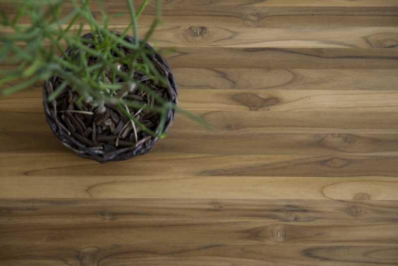 Painel Thermoteak em Teca